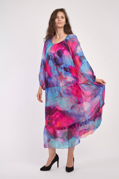 Rochie lunga, pe fond bleu-fucsia, din matase [2]