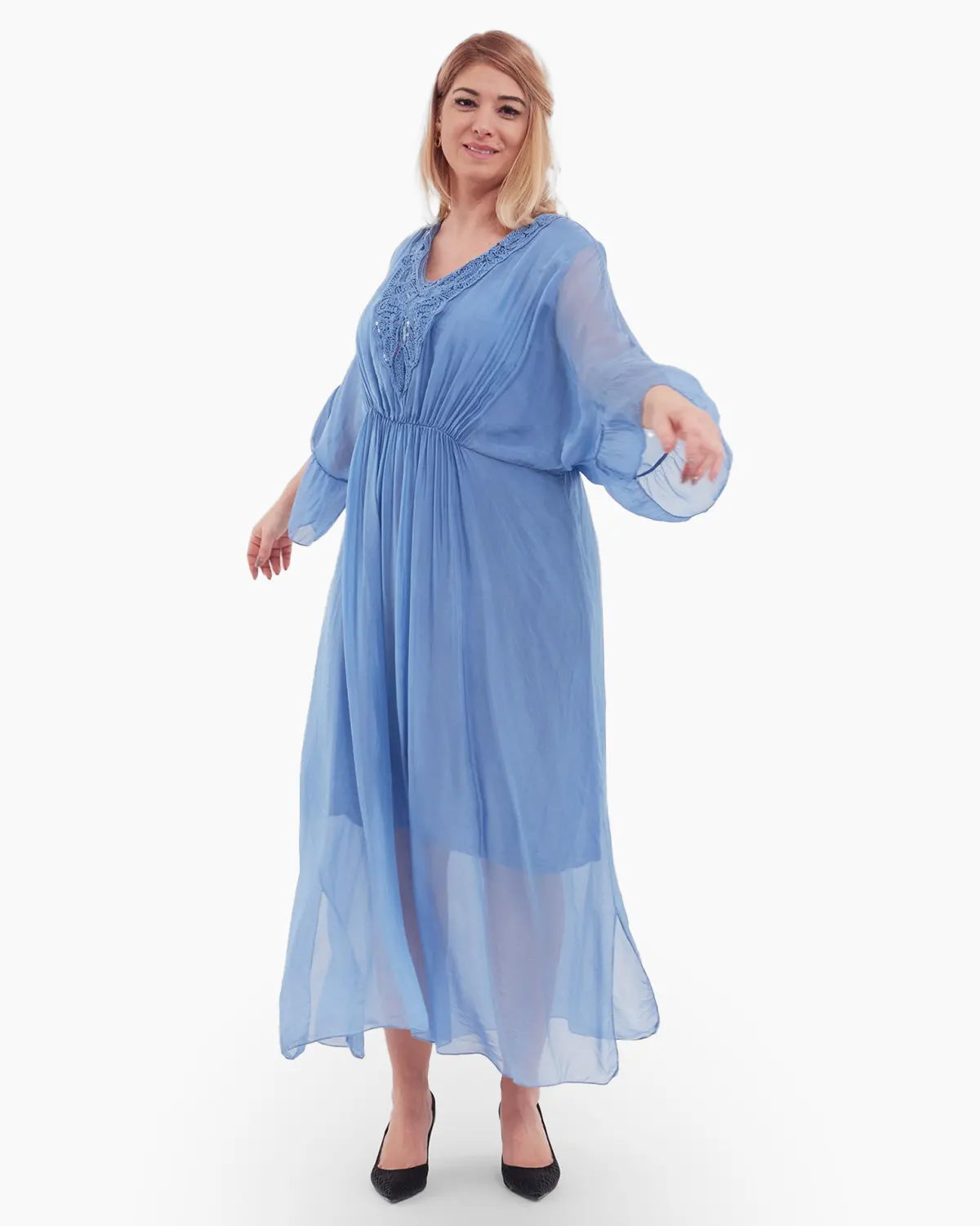 Rochie matase, albastra, accesorizata cu detalii brodate si paiete [2]