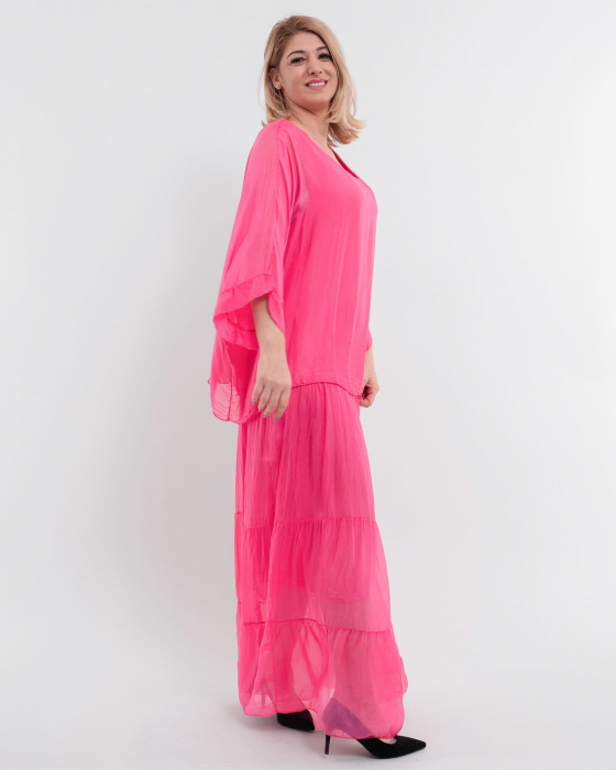 Rochie matase roz cu un overlay elegant [3]