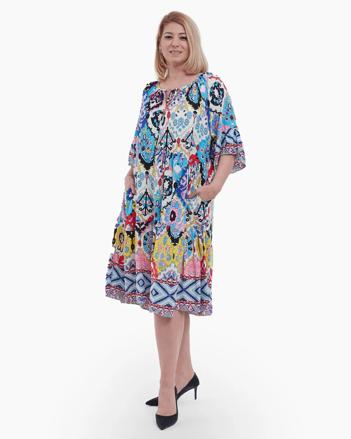 Rochie midi de vara din viscoza cu imprimeu abstract maneci scurte cu volane si snur la guler design lejer cu buzunare vernil [3]