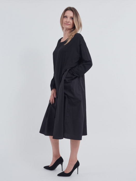 Rochie neagra laid-back [3]