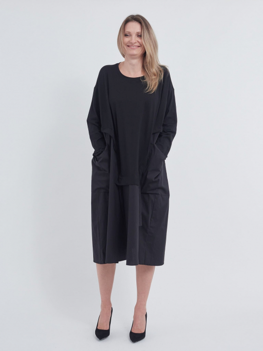 Rochie neagra laid-back [2]