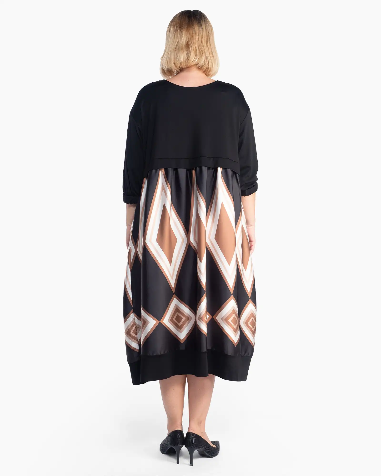 Rochie neagră midi elegantă cu imprimeu geometric și linie fluidă [2]