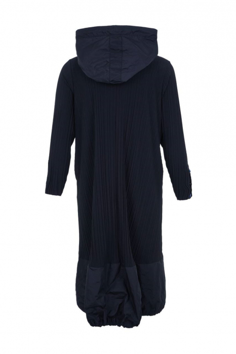 Rochie neagra plisata cu gluga [4]