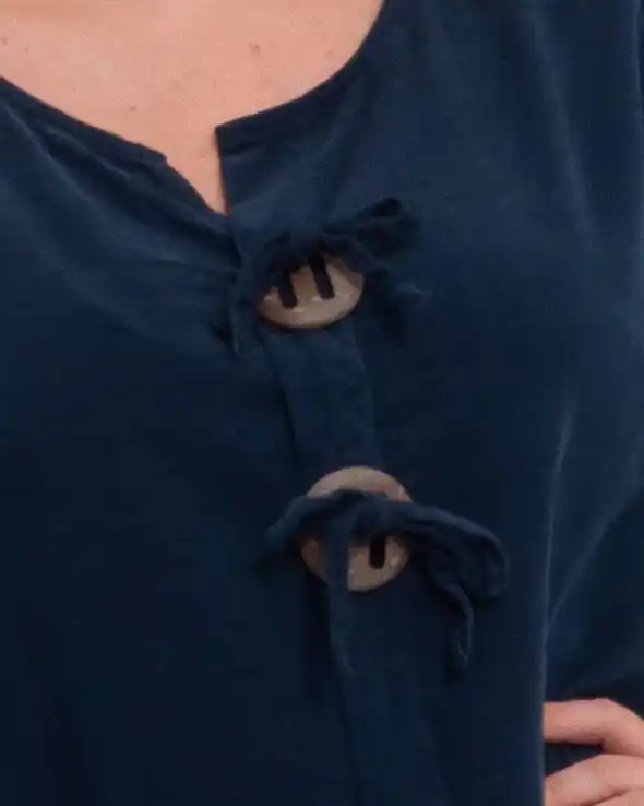 Rochie raiată lungă din bumbac cu nasturi la piept bleumarin [5]