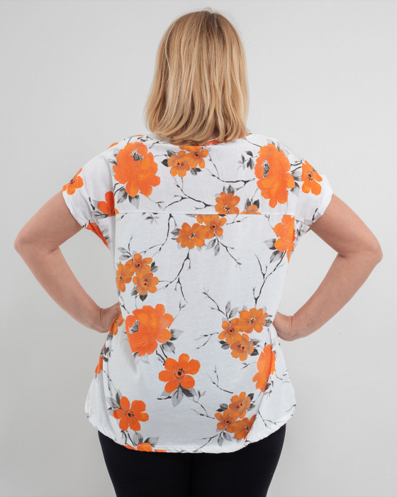 Tricou alb 'Chic Blossom' din bumbac, cu motive florale portocalii și cuvinte [2]