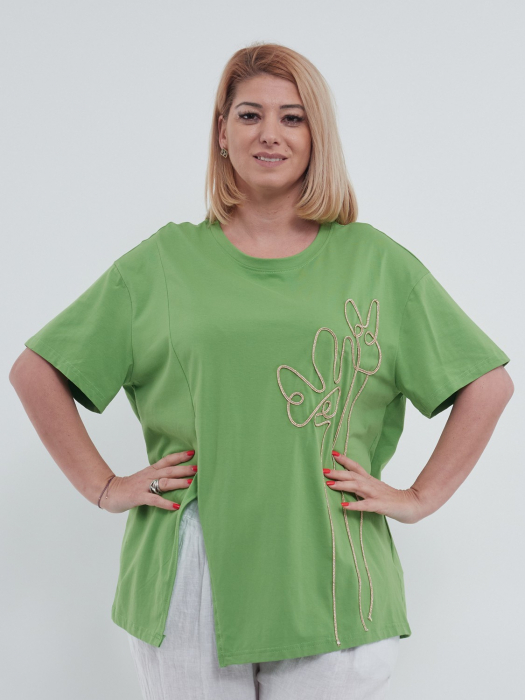 Tricou casual elegant din bumbac talie unica cu aplicatie florala aurie si despicatura frontala subtila vernil [2]