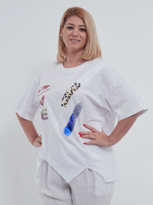 Tricou dama casual din bumbac pur cu imprimeu abstract design modern in colturi si umeri cazuti croi lejer talie unica alb [2]