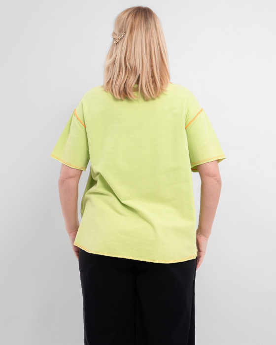 Tricou verde lime cu aplicatie florala [2]