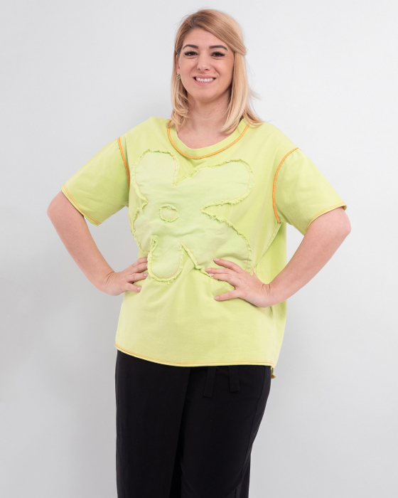 Tricou verde lime cu aplicatie florala [1]
