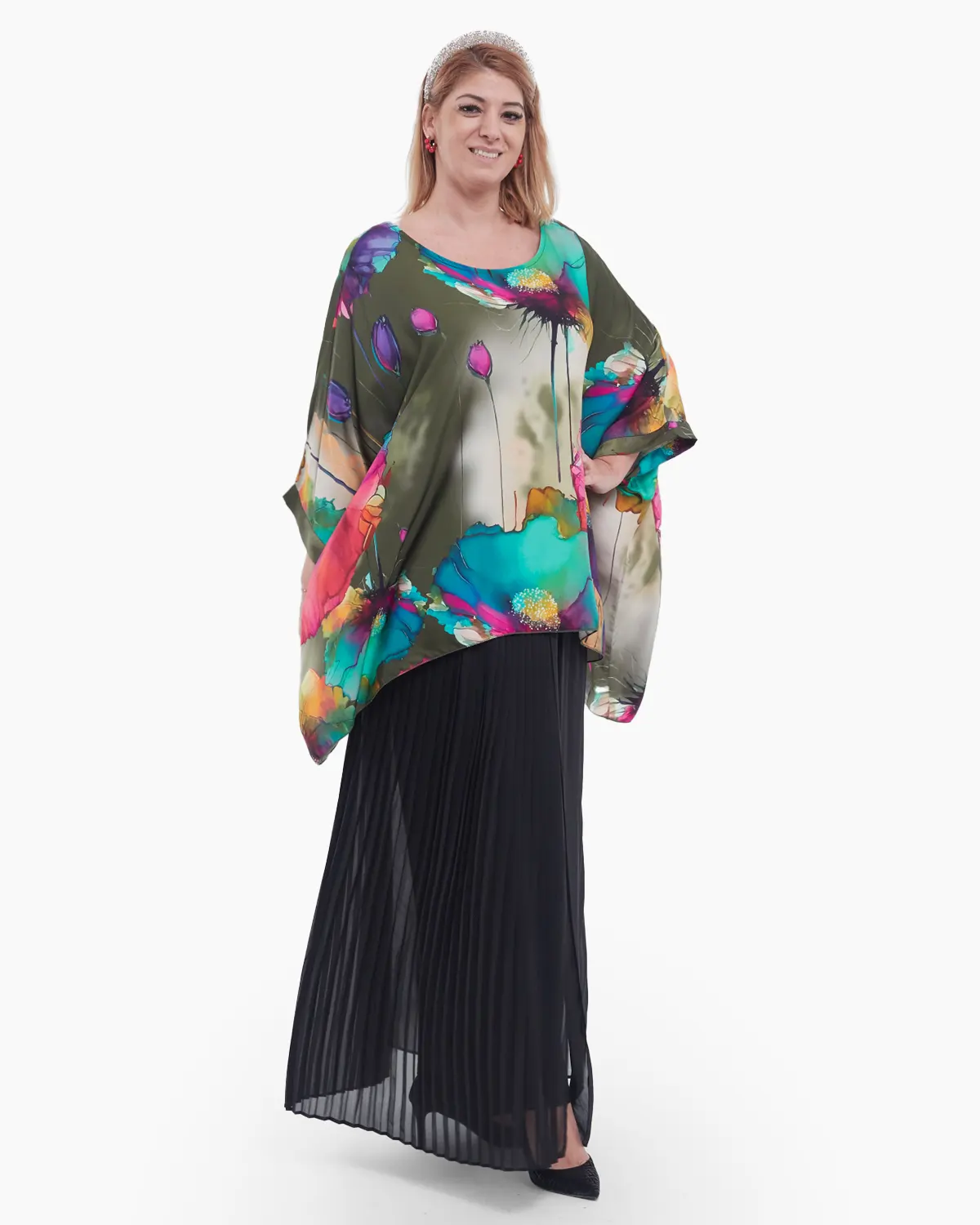 Mărimi mari - Bluza asimetrica eleganta cu imprimeu floral abstract, pe fond kaki - model oversize