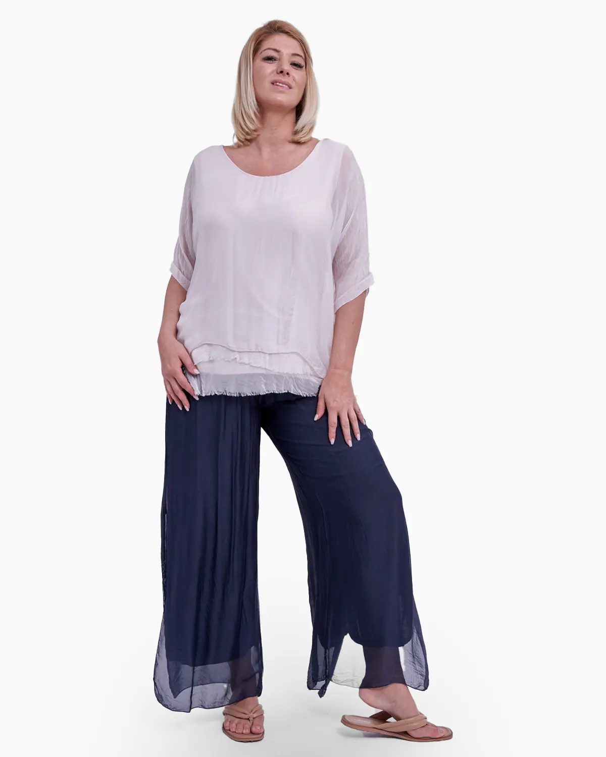 Haine damă - Bluza din matase cu franjuri discreti, roz pal