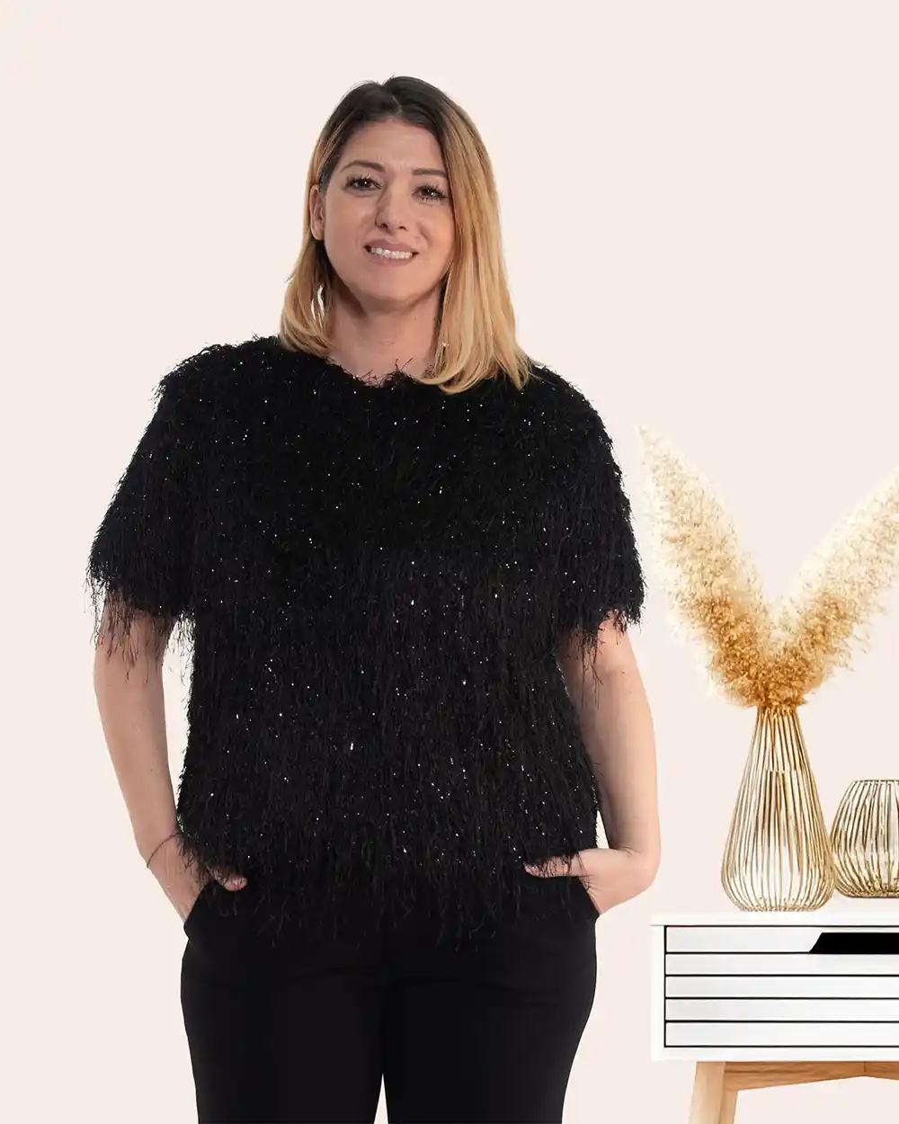 Îmbrăcăminte Damă - Bluză elegantă neagră de ocazie cu accente argintii strălucitoare