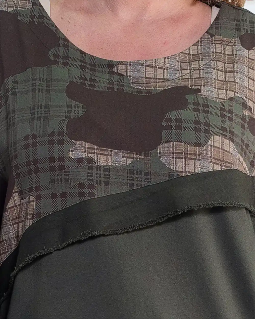 Bluză lungă urban-retro kaki oversize bumbac cu imprimeu și aplicație cu franjuri [3]