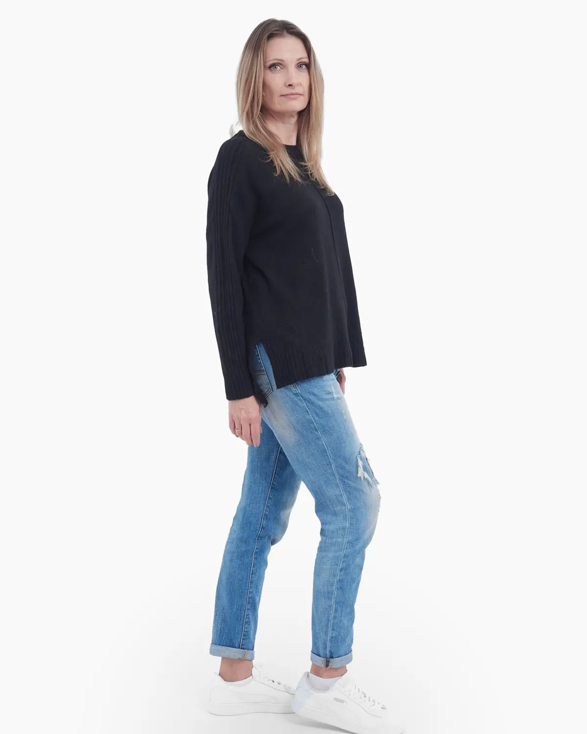 Bluza neagra clasica [1]