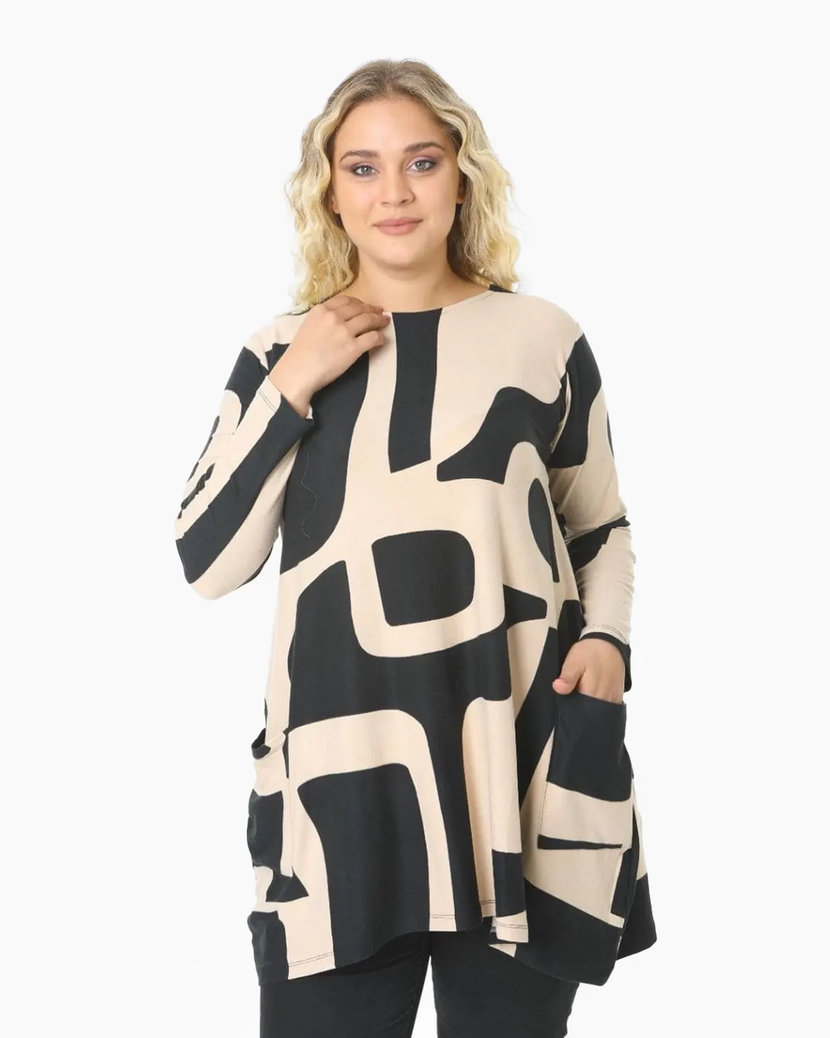 Haine damă - Bluza oversize cu imprimeu geometric bej cu negru