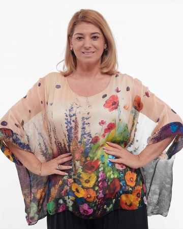 Bluze din Mătase - Bluză romantică crem din mătase cu imprimeu floral și mâneci dolman