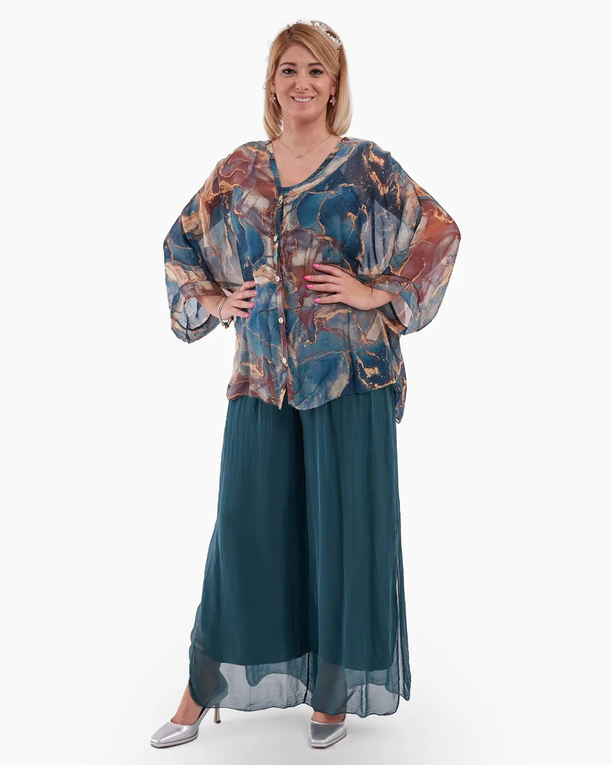 Bluze din Vâscoză - Bluza tip camasa, eleganta, din matase si vascoza cu nasturei si imprimeu bleu cu violet