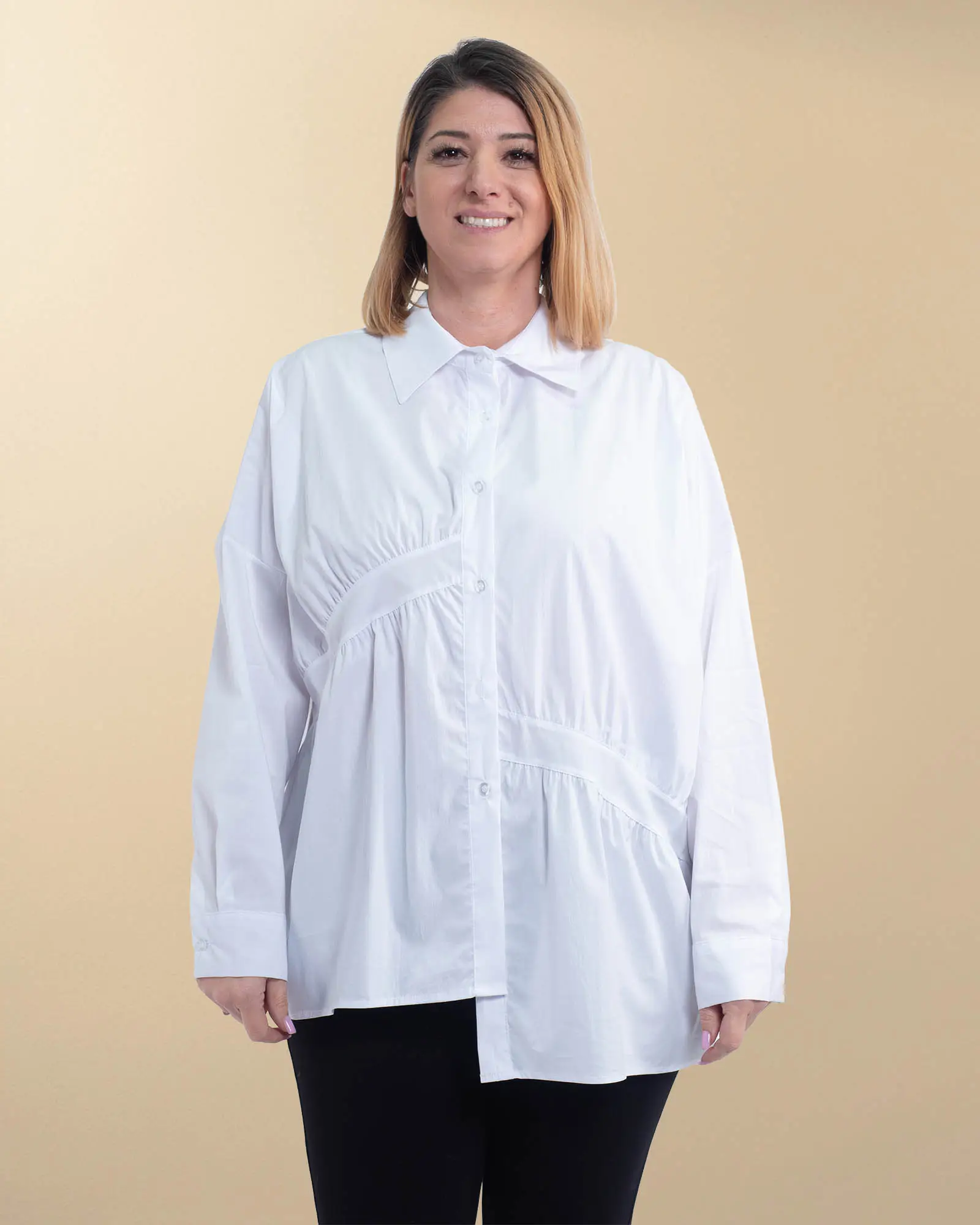 Haine damă - Cămașă lungă albă din bumbac tip tunică cu pliuri decorative