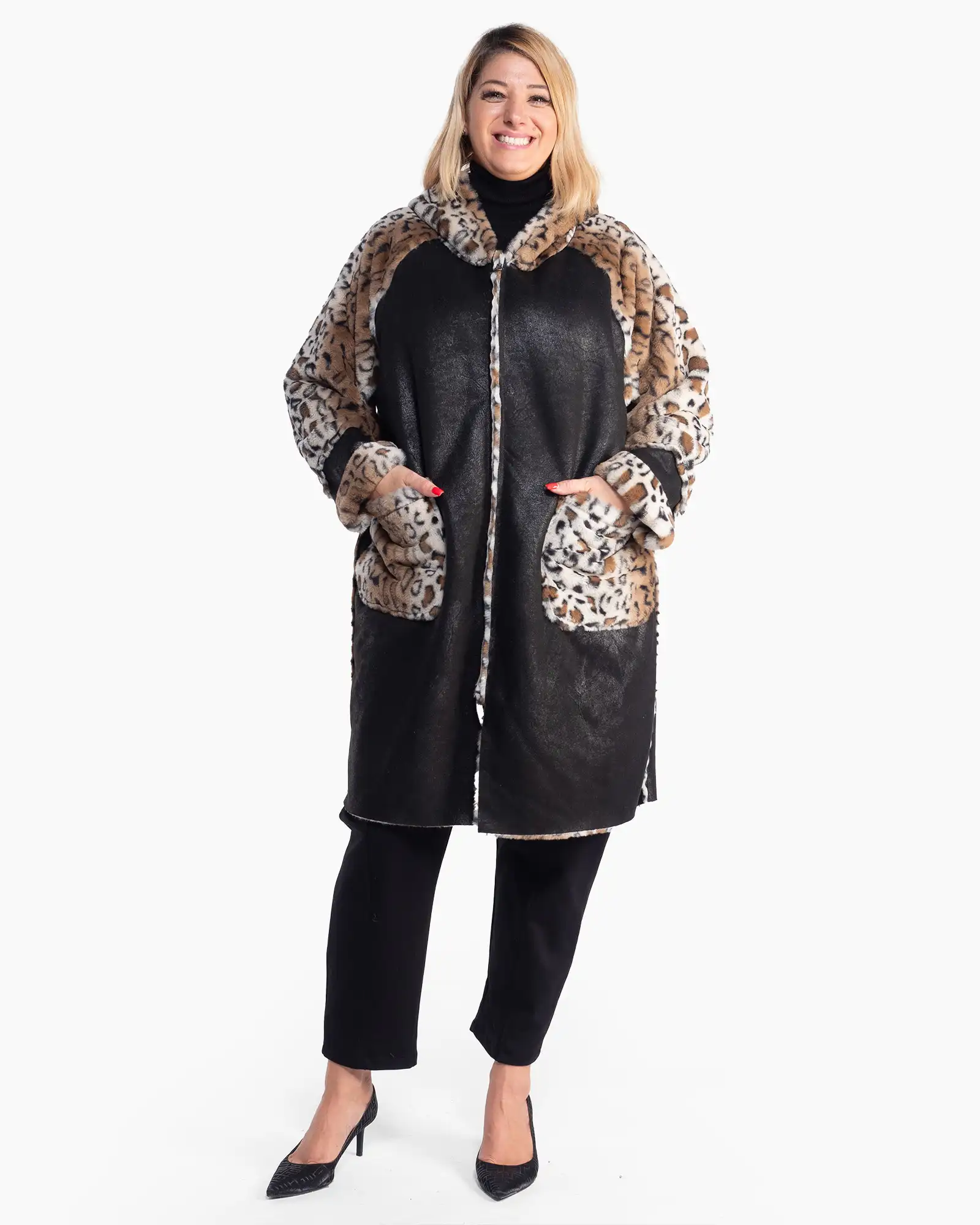 Produse noi - Cojoc reversibil cu blăniță animal print și elegantă parte neagră