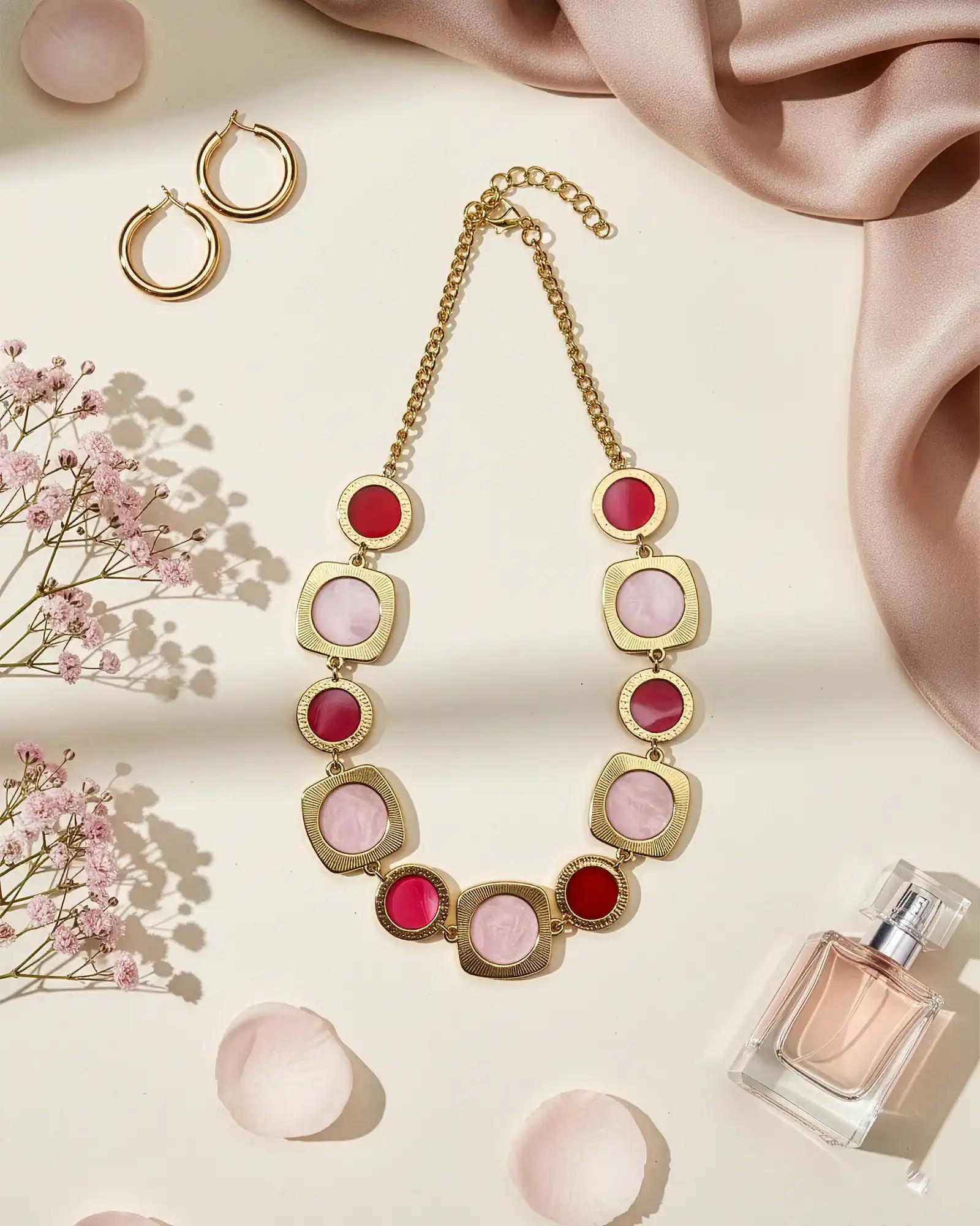 Accesorii fashion pentru femei - Colier Magdy Aamu Kaste roz