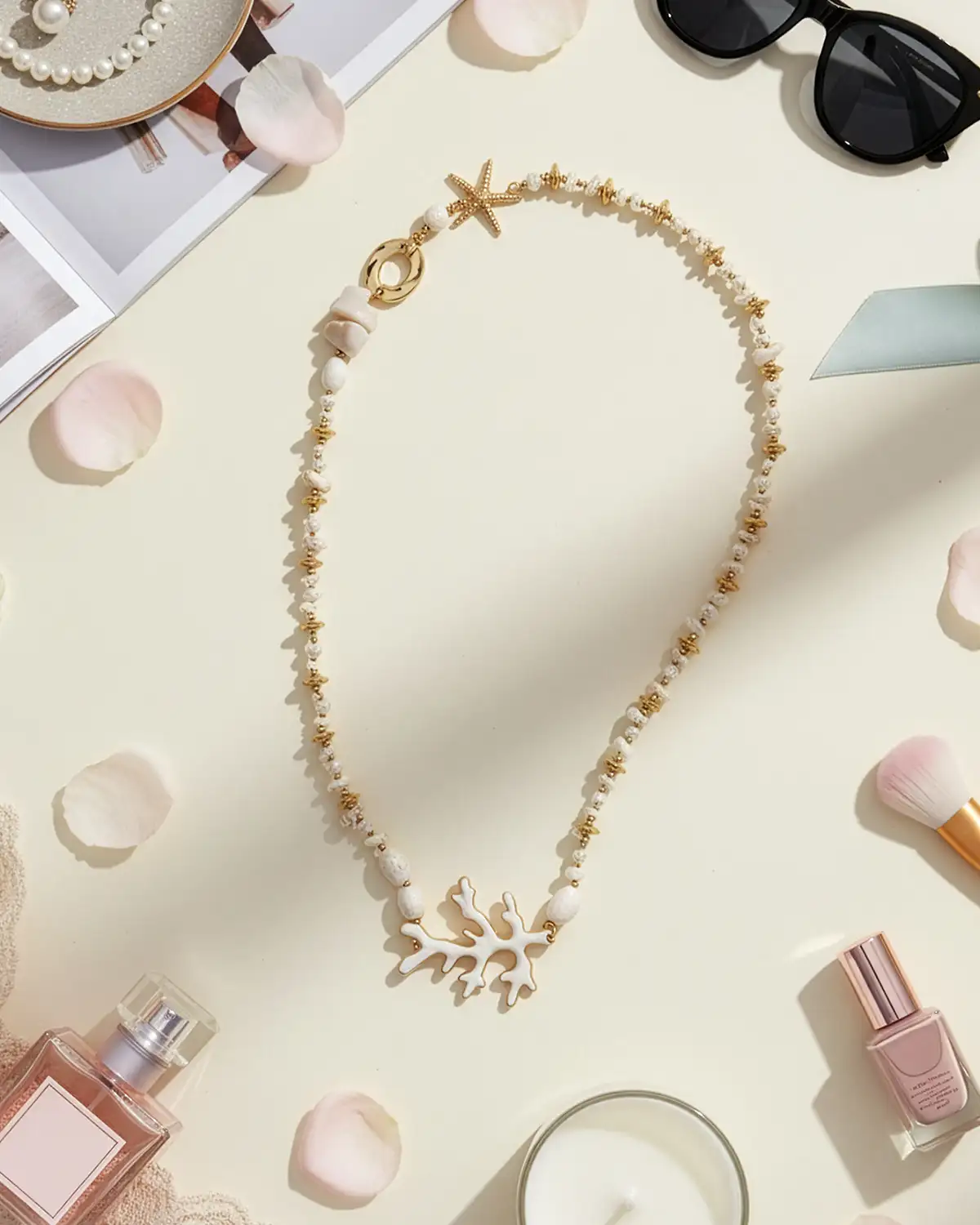 Coliere - Colier Magdy Foschia Egea alb