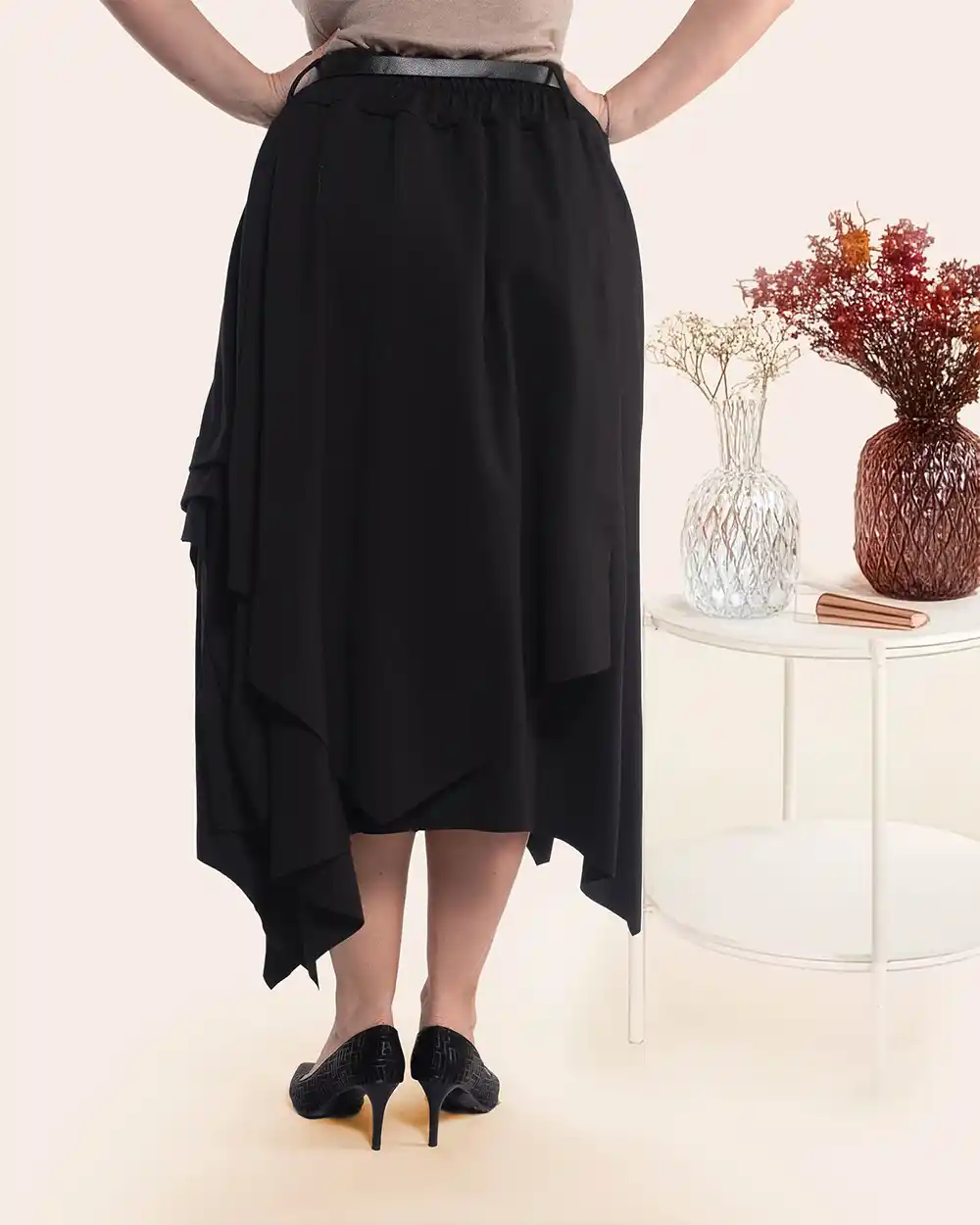 Fustă midi neagră asimetrică petrecută din vâscoză cu curea [1]