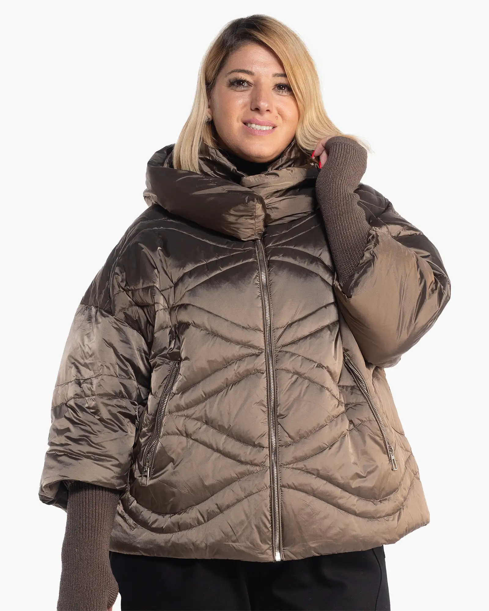 Produse noi - Geacă matlasată maro cu un design casual lejer și glugă