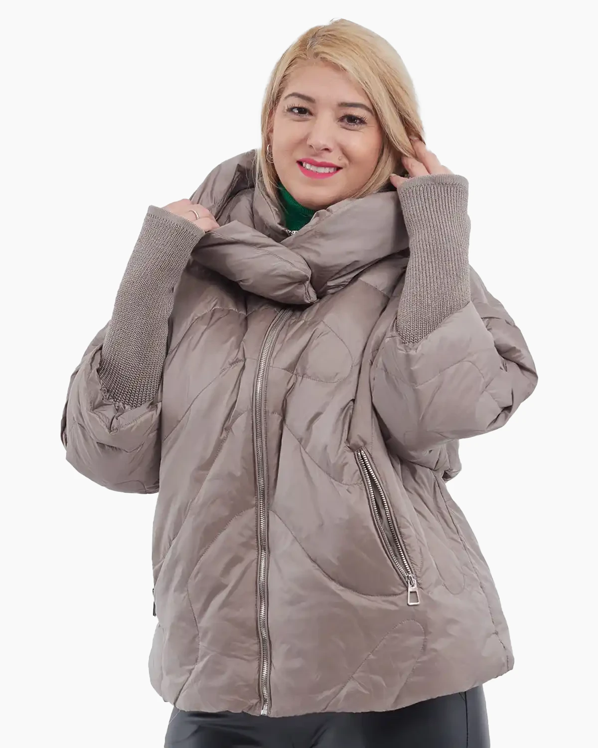 Geci Casual - Geacă scurtă din fâș, umplută cu puf, glugă detașabilă, stil urban chic, bej fango