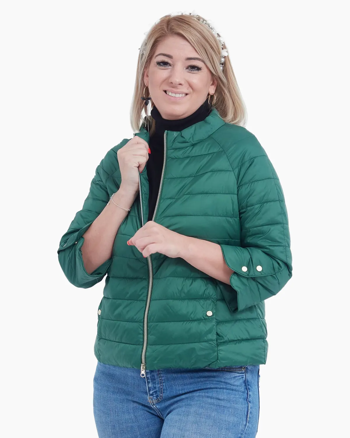 Geaca verde cu maneca trei sferturi accesorizate cu capse [1]
