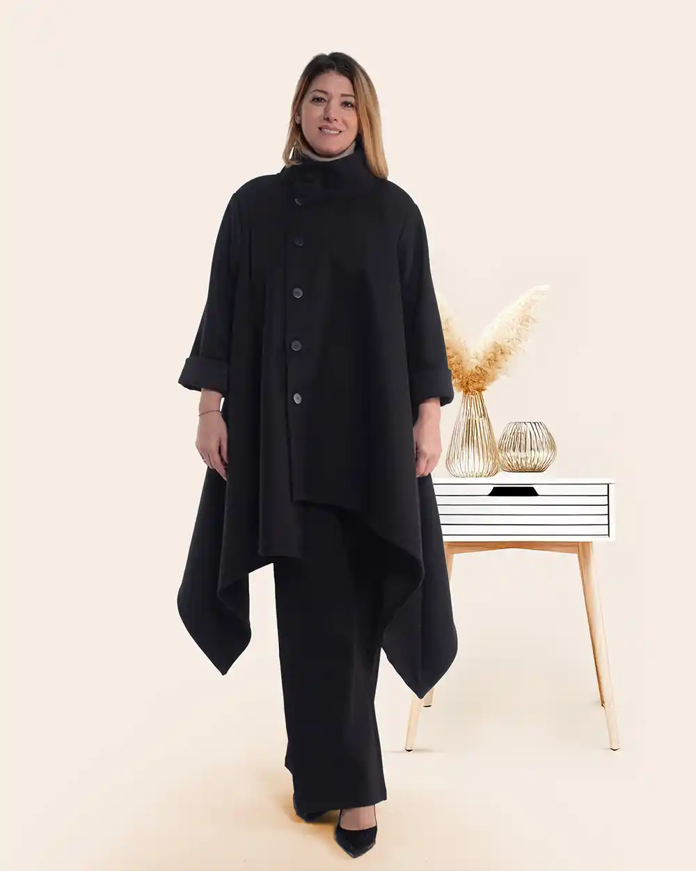 Îmbrăcăminte Damă - Jachetă palton casual chic neagră cu un design asimetric