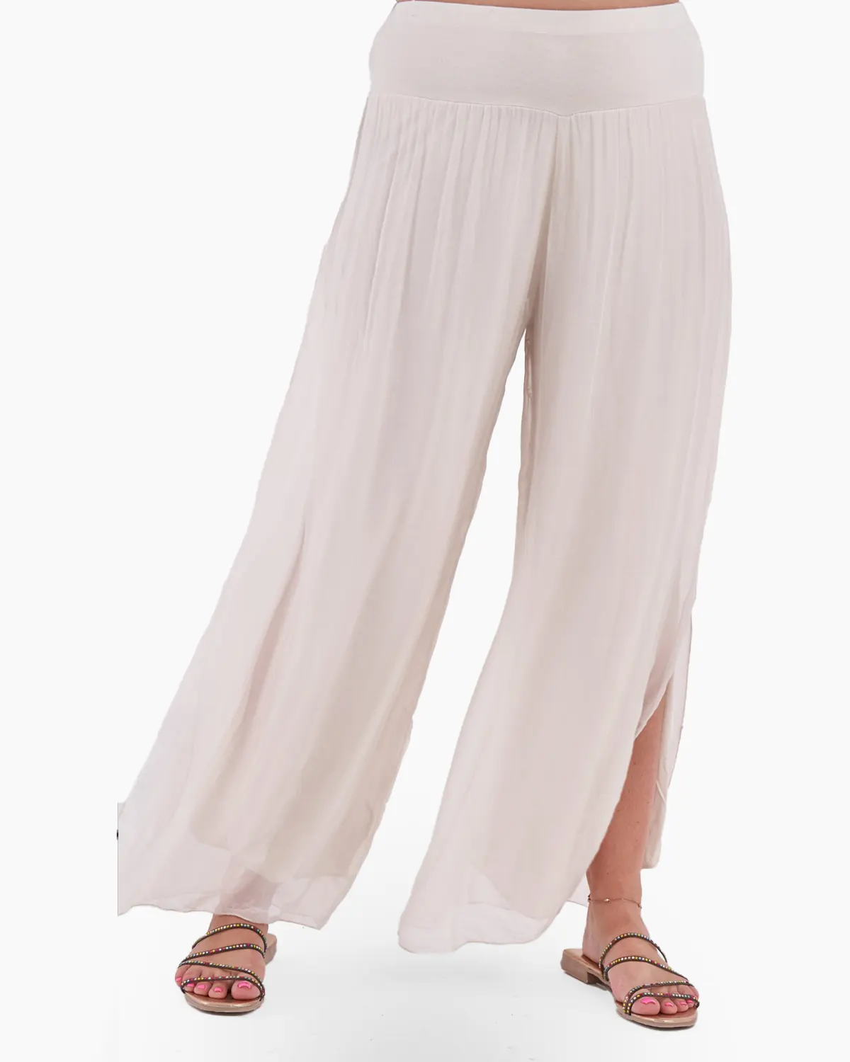 Pantaloni bej deschis din matase naturala, despicati lateral [1]