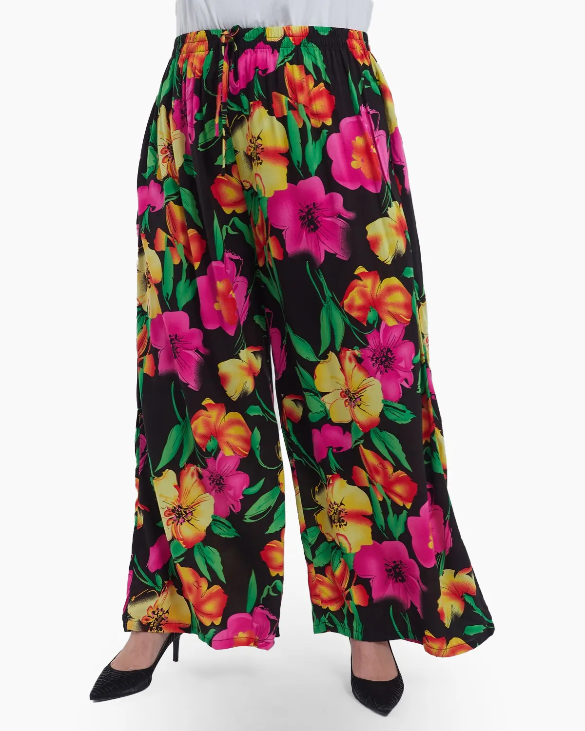 Mărimi mari - Pantaloni evazati din viscoza fluida cu imprimeu floral delicat talie elastica cu snur si buzunare lejeri pentru un stil casual chic negru