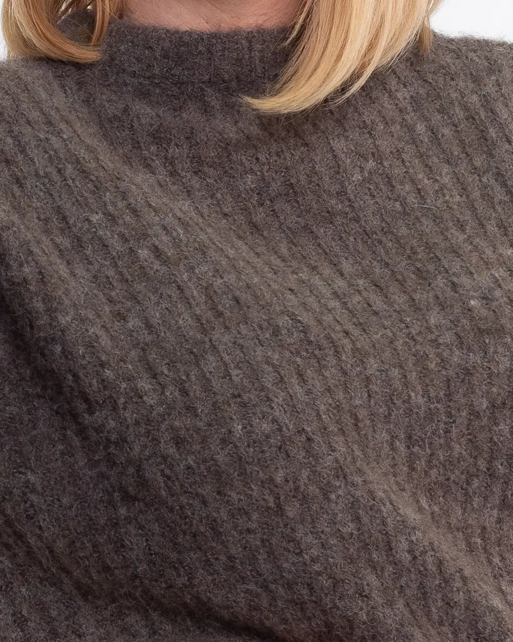 Pulover casual din lână pufoasă maro cu mâneci bufante [3]