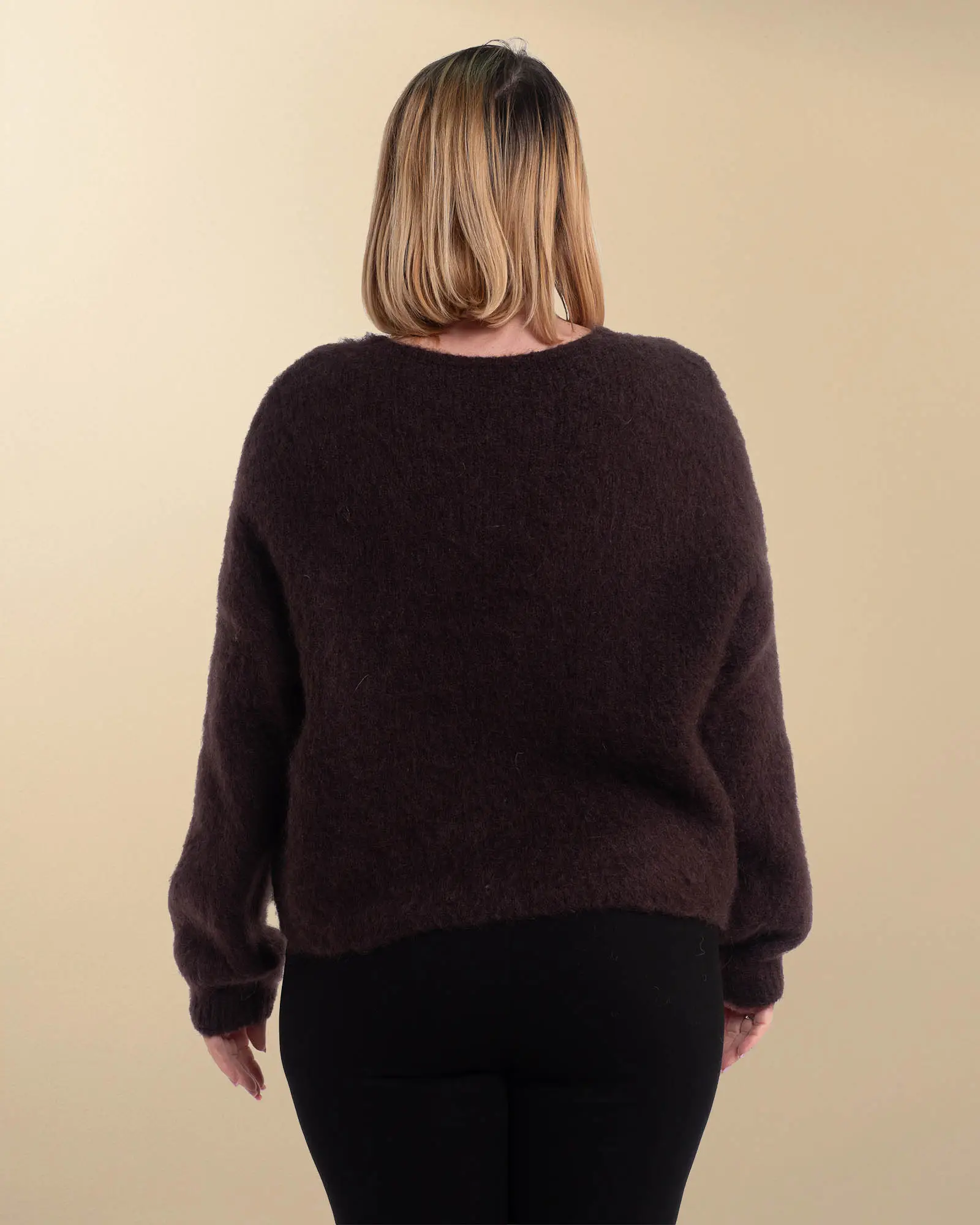 Pulover chic din mohair pufos într-un maro cald cu anchior [1]