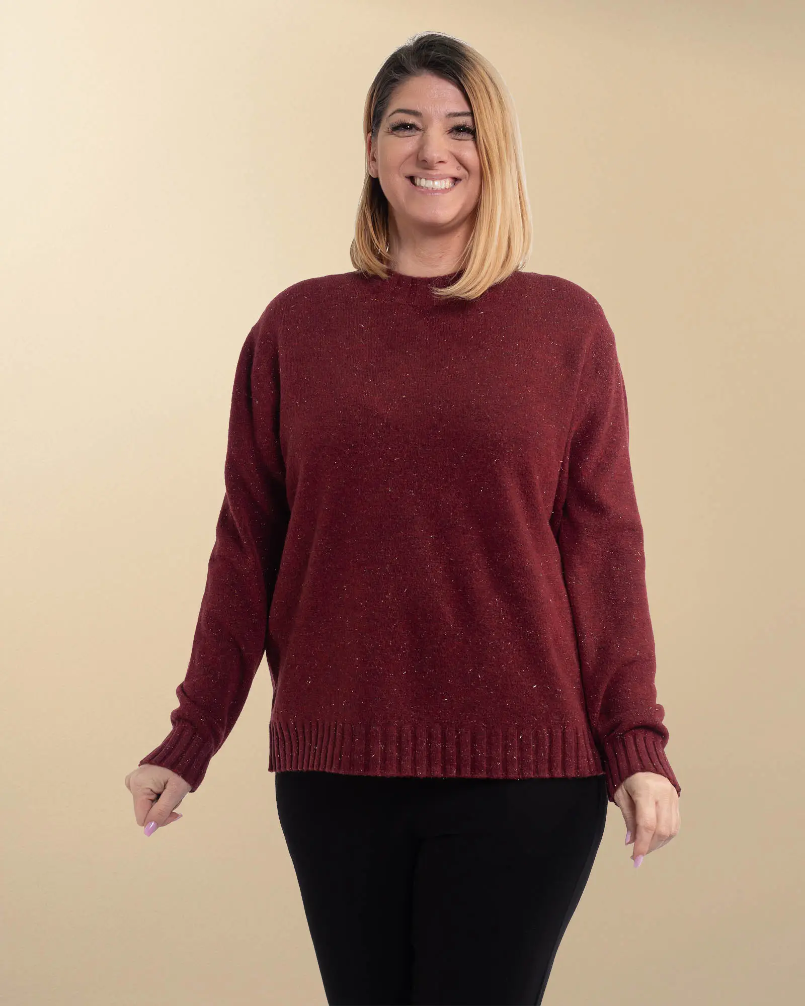 Haine damă - Pulover tricotat casual grena cu un subtil fir lucios