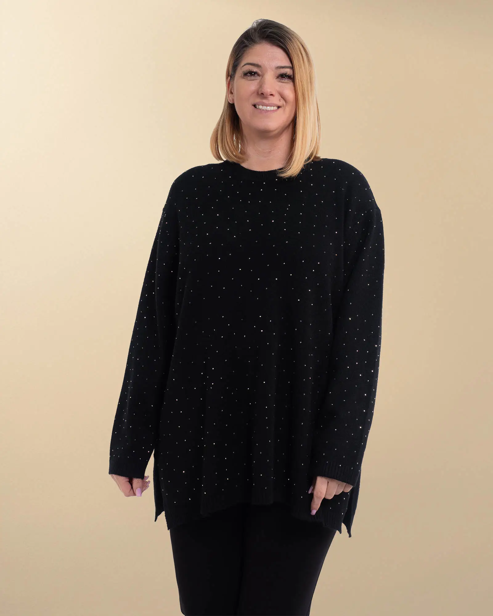 Pulover tunică negru din tricot moale cu strasuri [2]