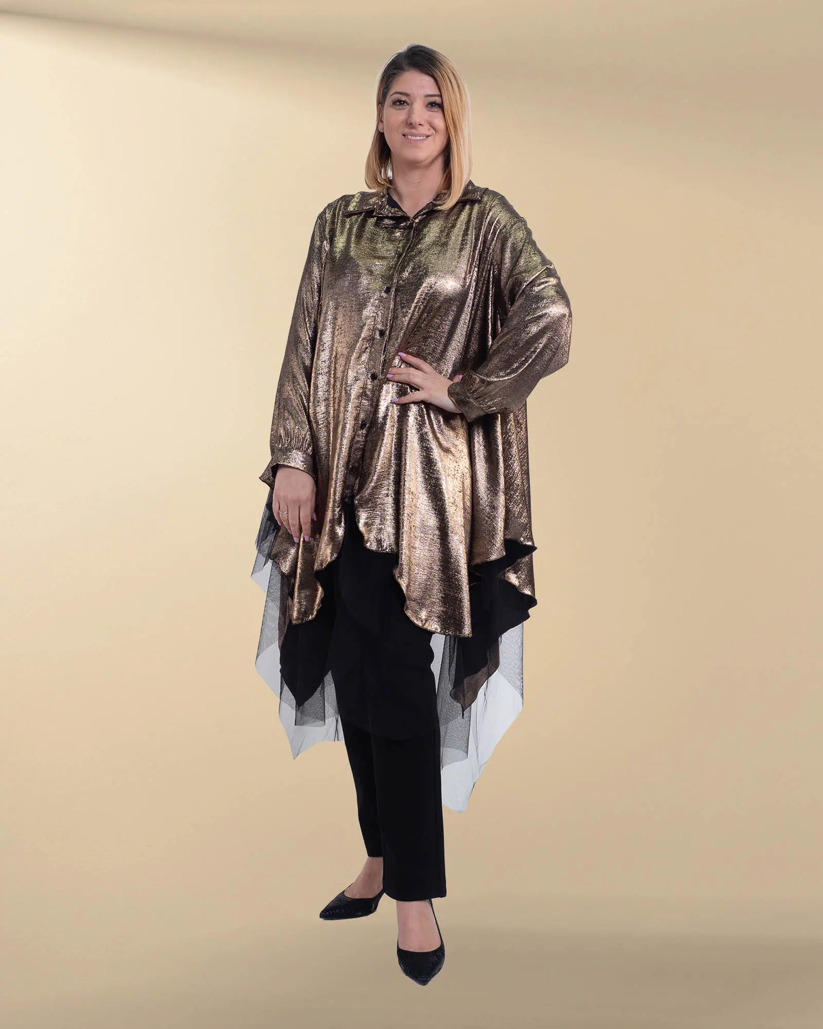 Rochii - Rochie cămașă asimetrică într-un auriu metalic elegant