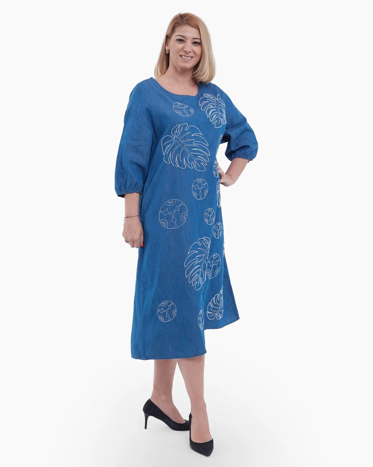 Rochie lunga eleganta de vara cu frunze monstera delicat brodate maneci trei sferturi din bumbac si lyocel albastru [2]