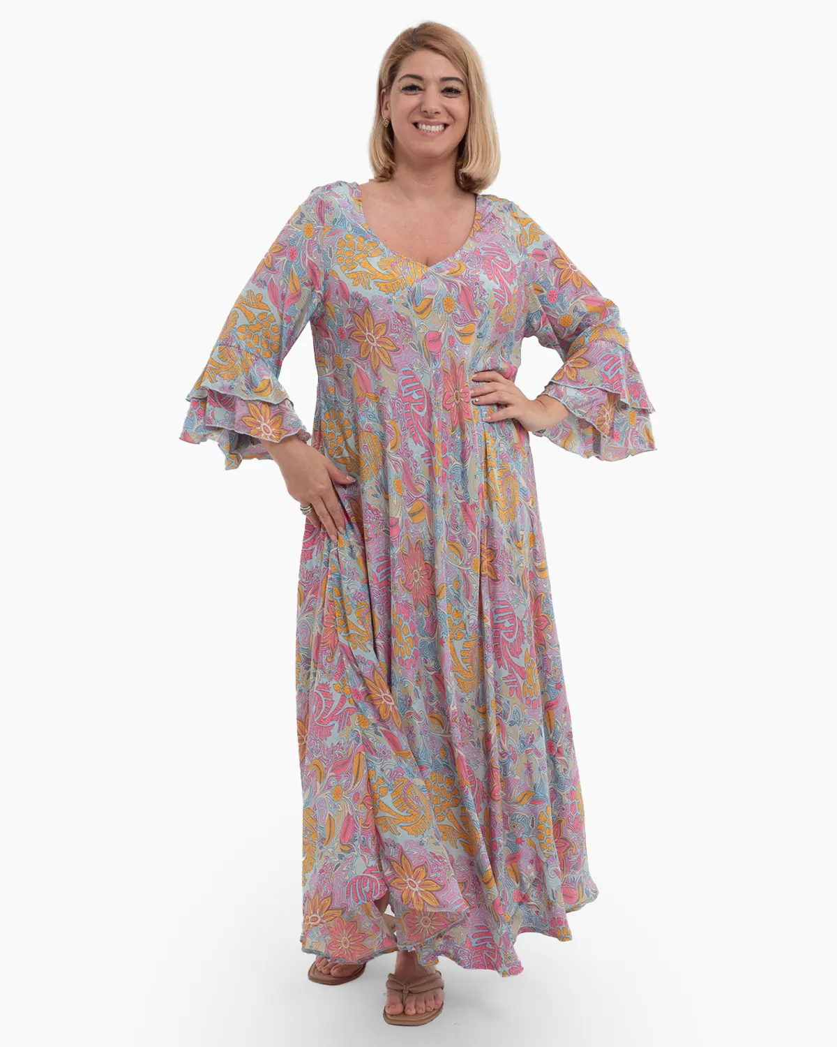 Rochii din Mătase - Rochie lungă multicoloră cu croială largă și volane la mâneci