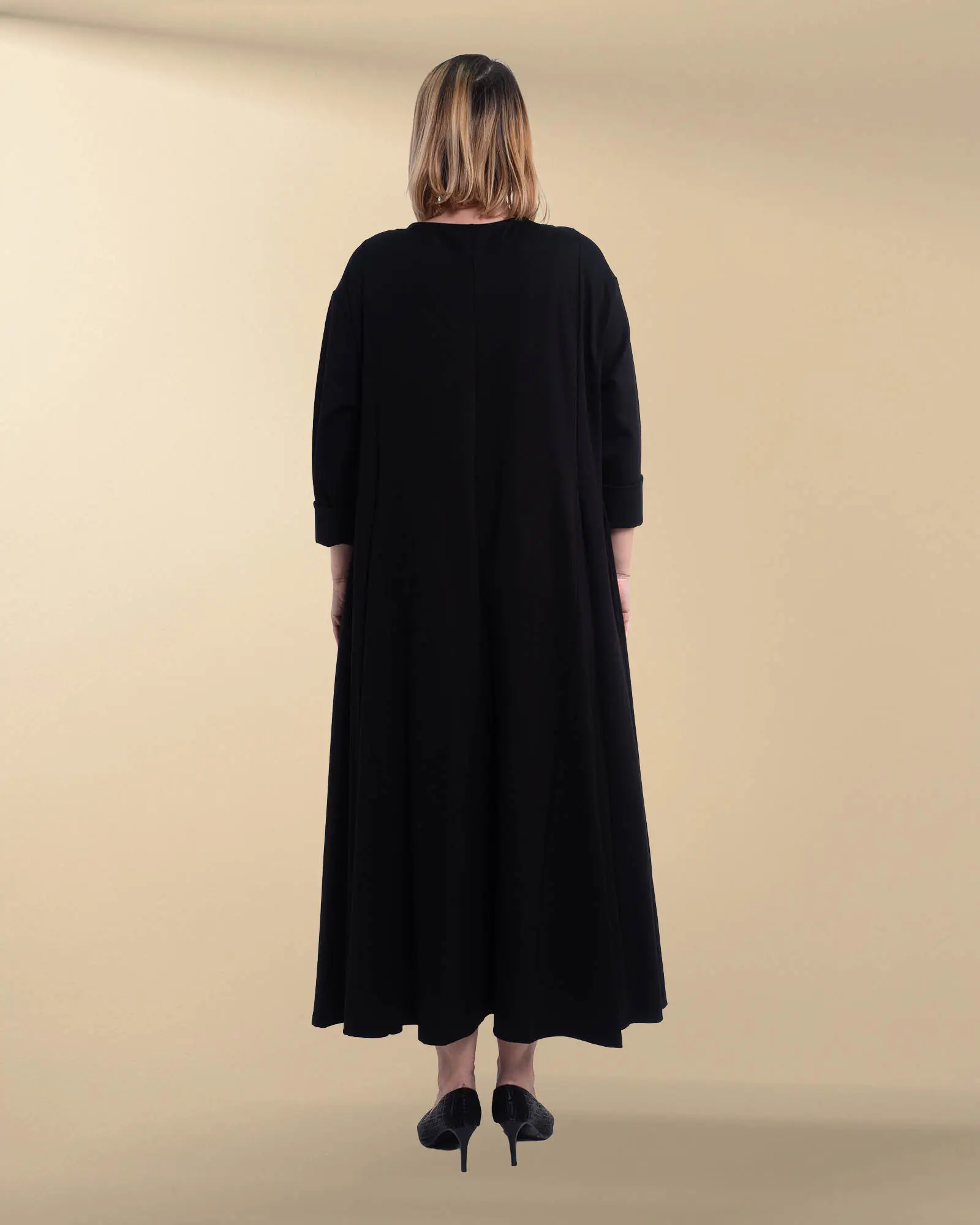 Rochie maxi neagră casual din vâscoză cu mânecă lungă [1]