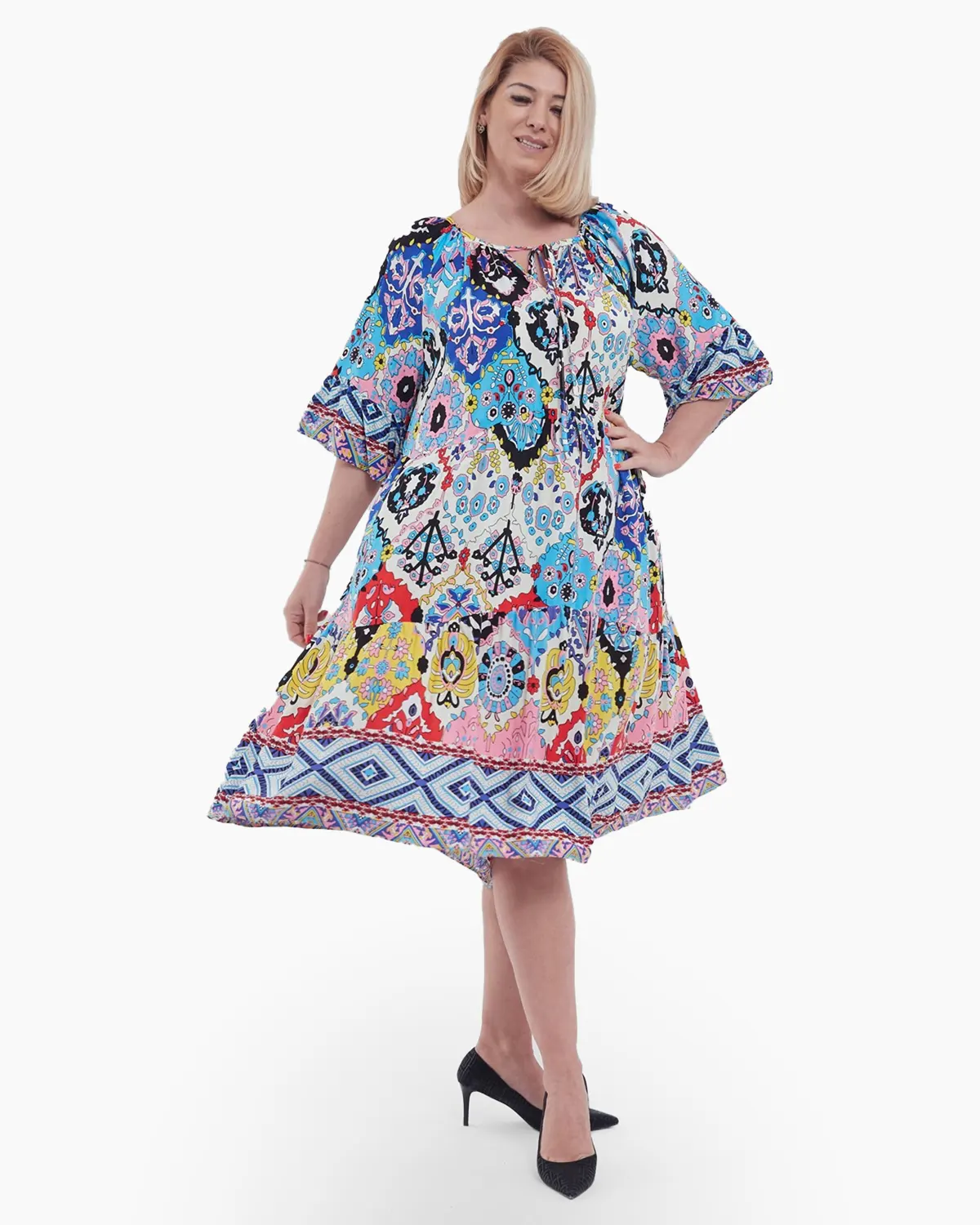 Rochie midi de vara din viscoza cu imprimeu abstract maneci scurte cu volane si snur la guler design lejer cu buzunare vernil [1]