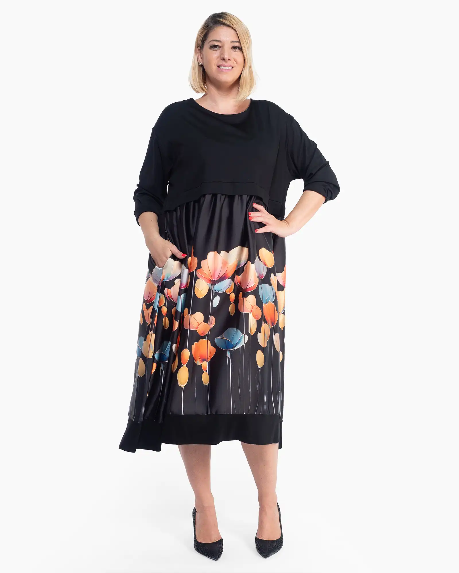 Produse noi - Rochie midi neagră elegantă cu imprimeu floral și linie fluidă