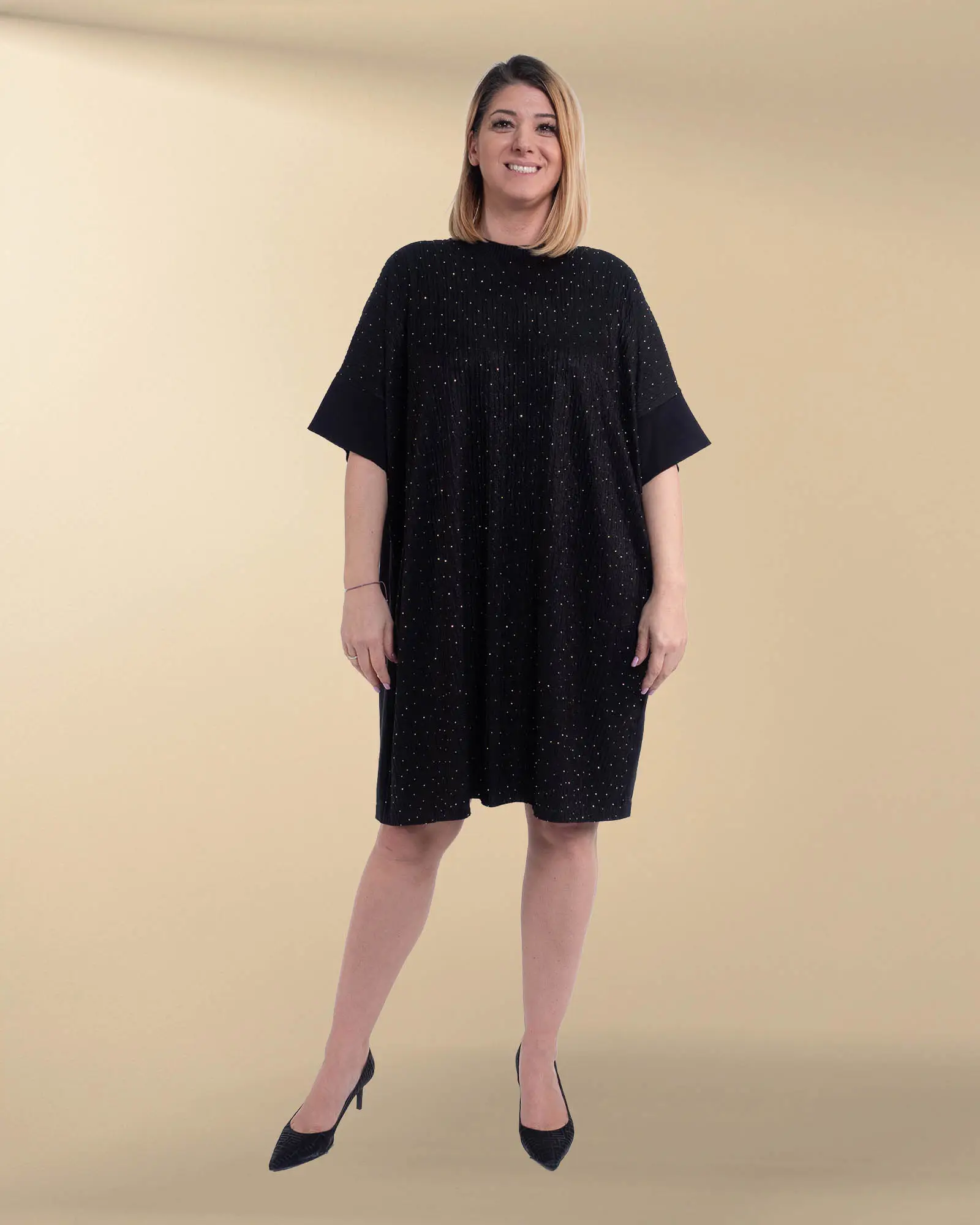 Haine damă - Rochie neagră casual cu strasuri delicate și tricot fin mărime unică