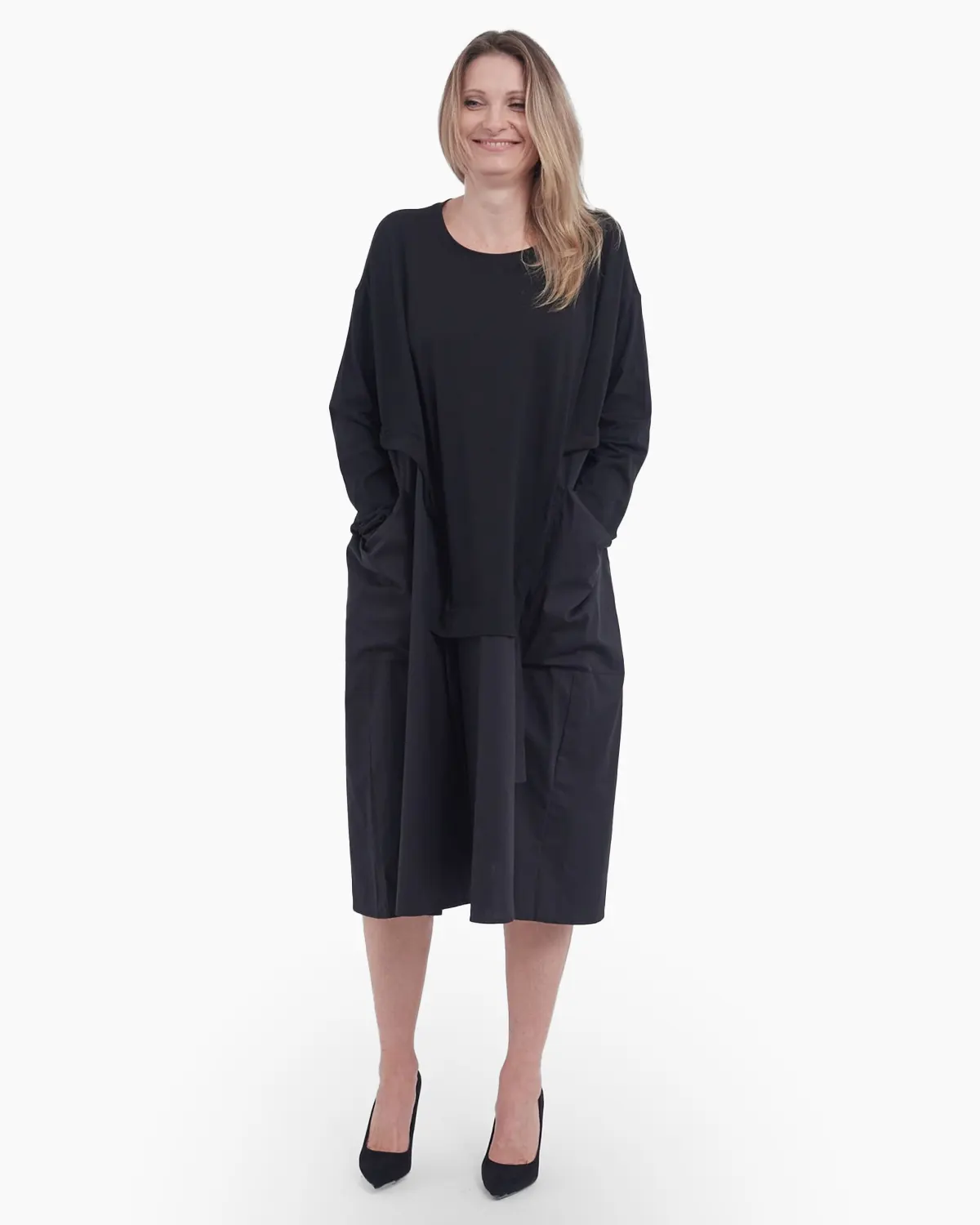 Rochie neagra laid-back [1]