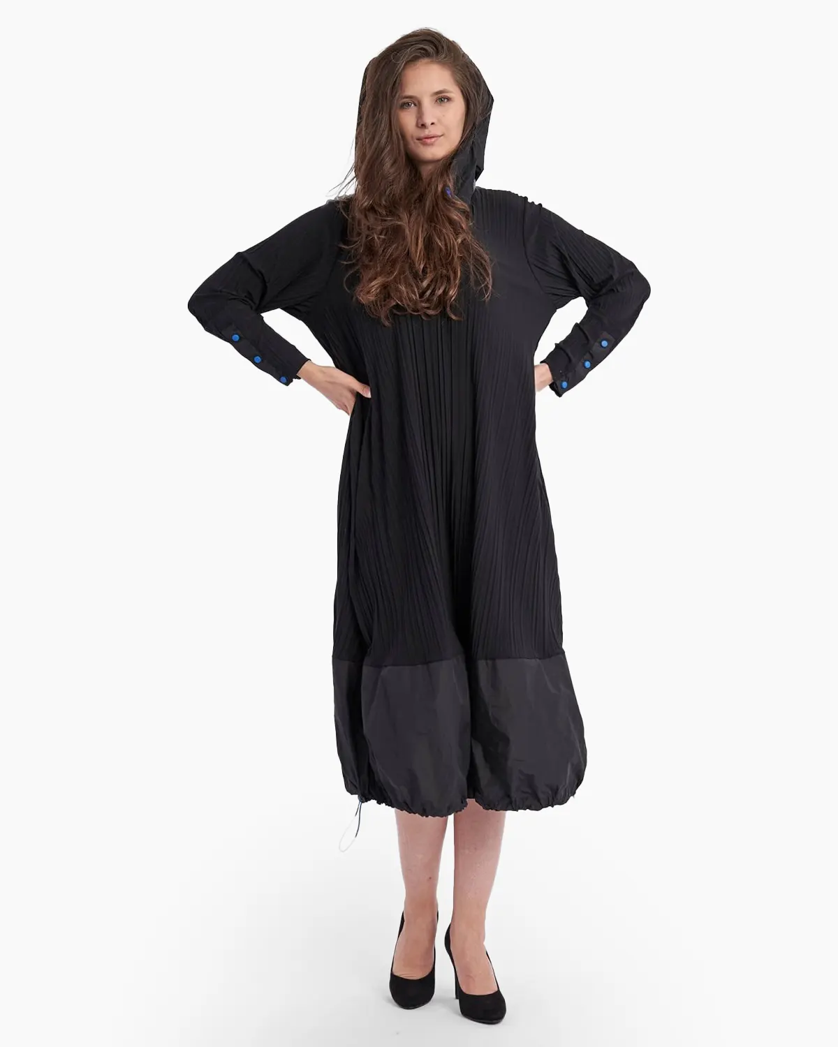 Rochie neagra plisata cu gluga [1]
