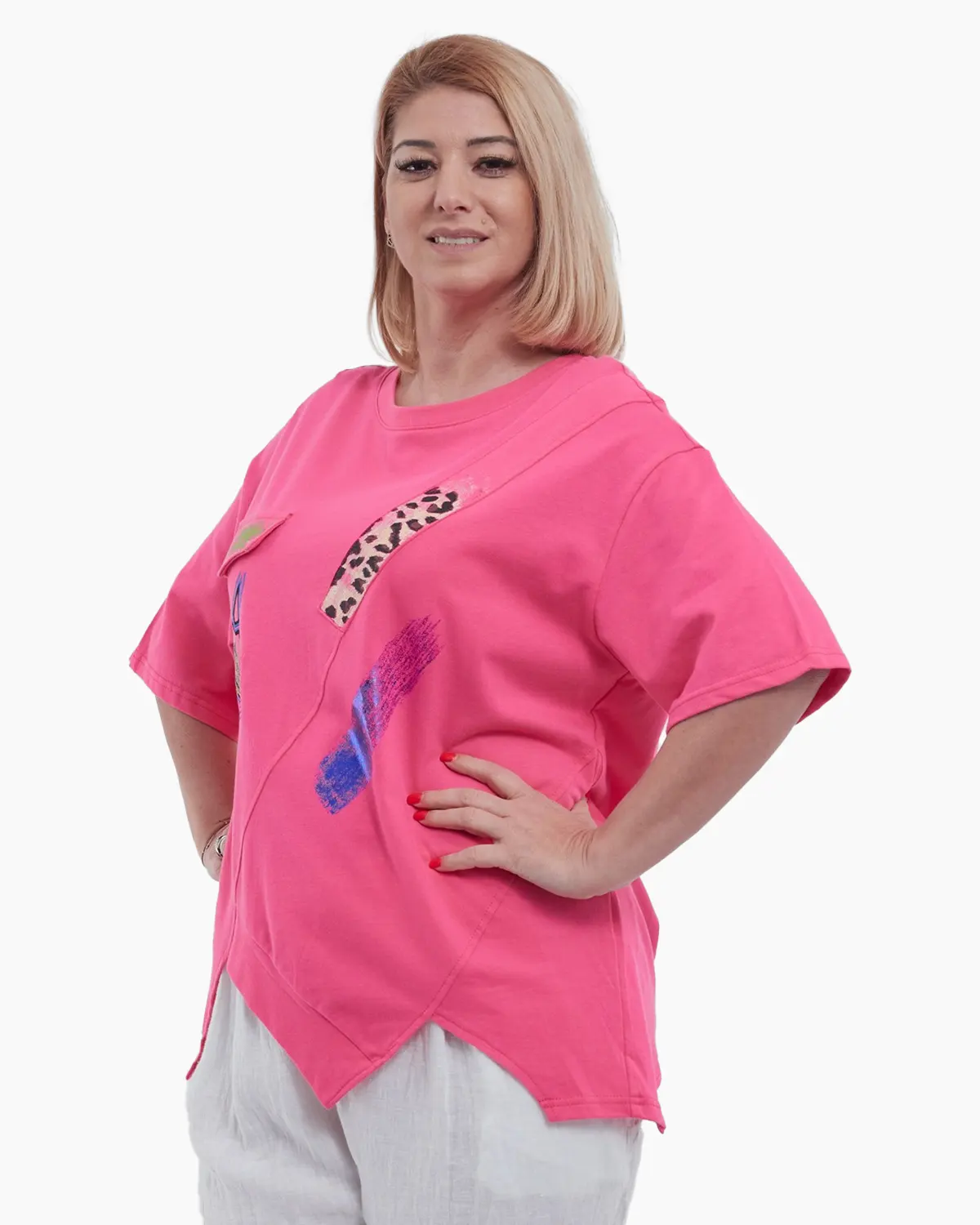 Tricou elegant din bumbac pur cu imprimeu abstract modern design asimetric si umeri cazuti croiala lejera talie unica fucsia [1]