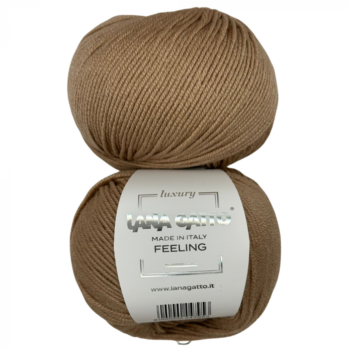 Lana Gatto Feeling [2]