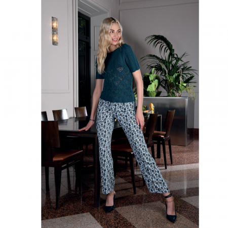 Ghiduri PDF - Chic undershirt