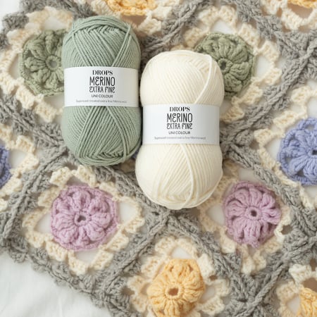 Fire Naturale 100% - DROPS Merino Extra Fine - Fir 100% Lână Merinos pentru Bebeluși, Pulovere și Cardigane